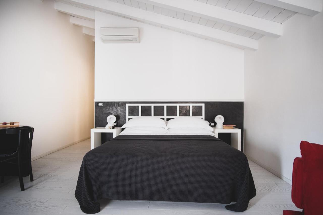 Casa Fola - City Centre Rooms Verona Exteriör bild