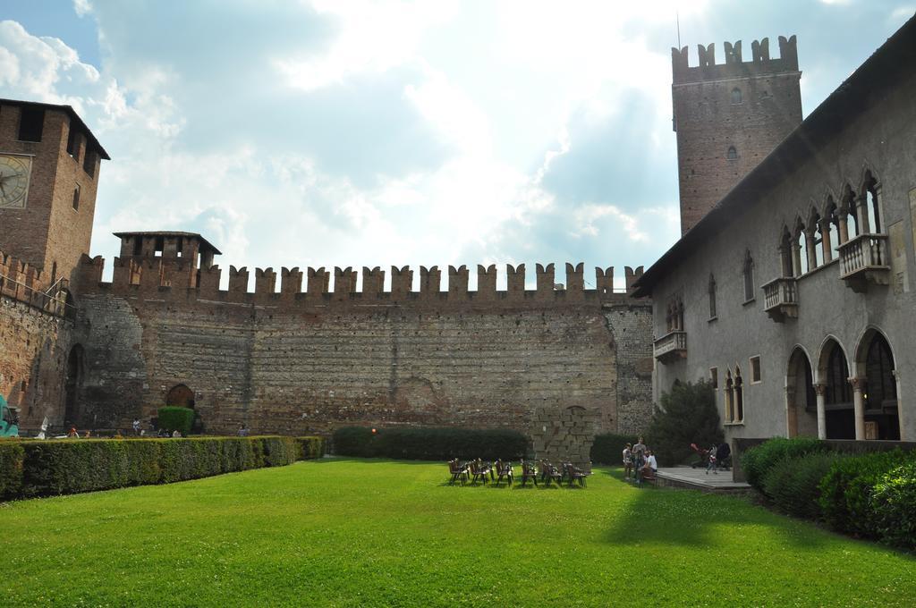 Casa Fola - City Centre Rooms Verona Exteriör bild